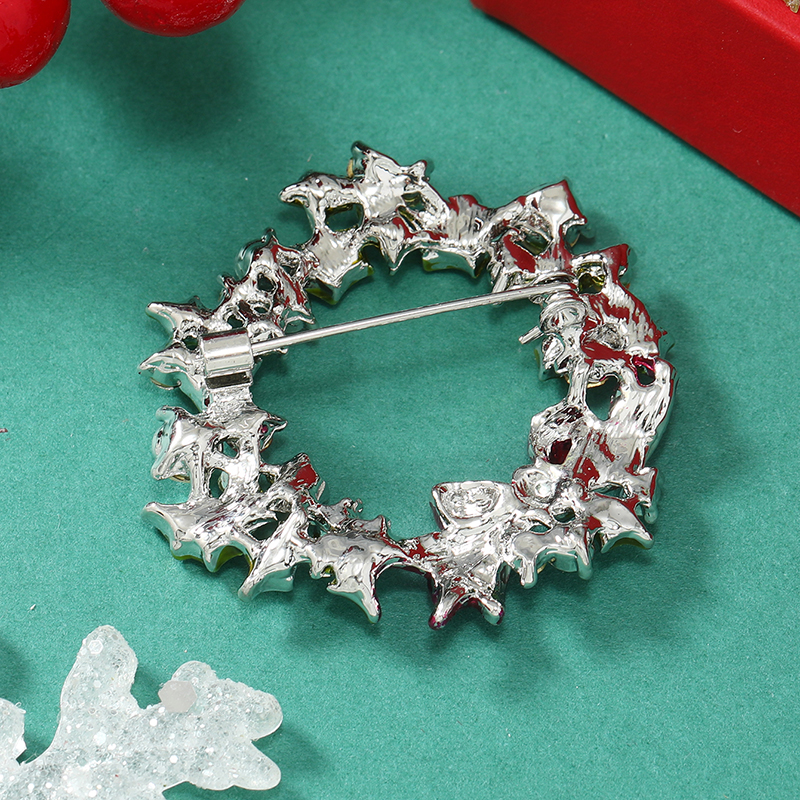 Christmas Bow Knot Bell Snowflake Alloy Plating Inlay Rhinestones Unisex Brooches 1 Piece display picture 34