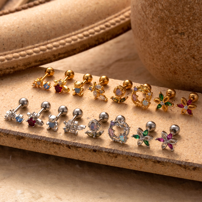 1 Piece Ear Cartilage Rings & Studs Simple Style Classic Style Bear Flower 316 Stainless Steel  Copper Plating Inlay Zircon display picture 3