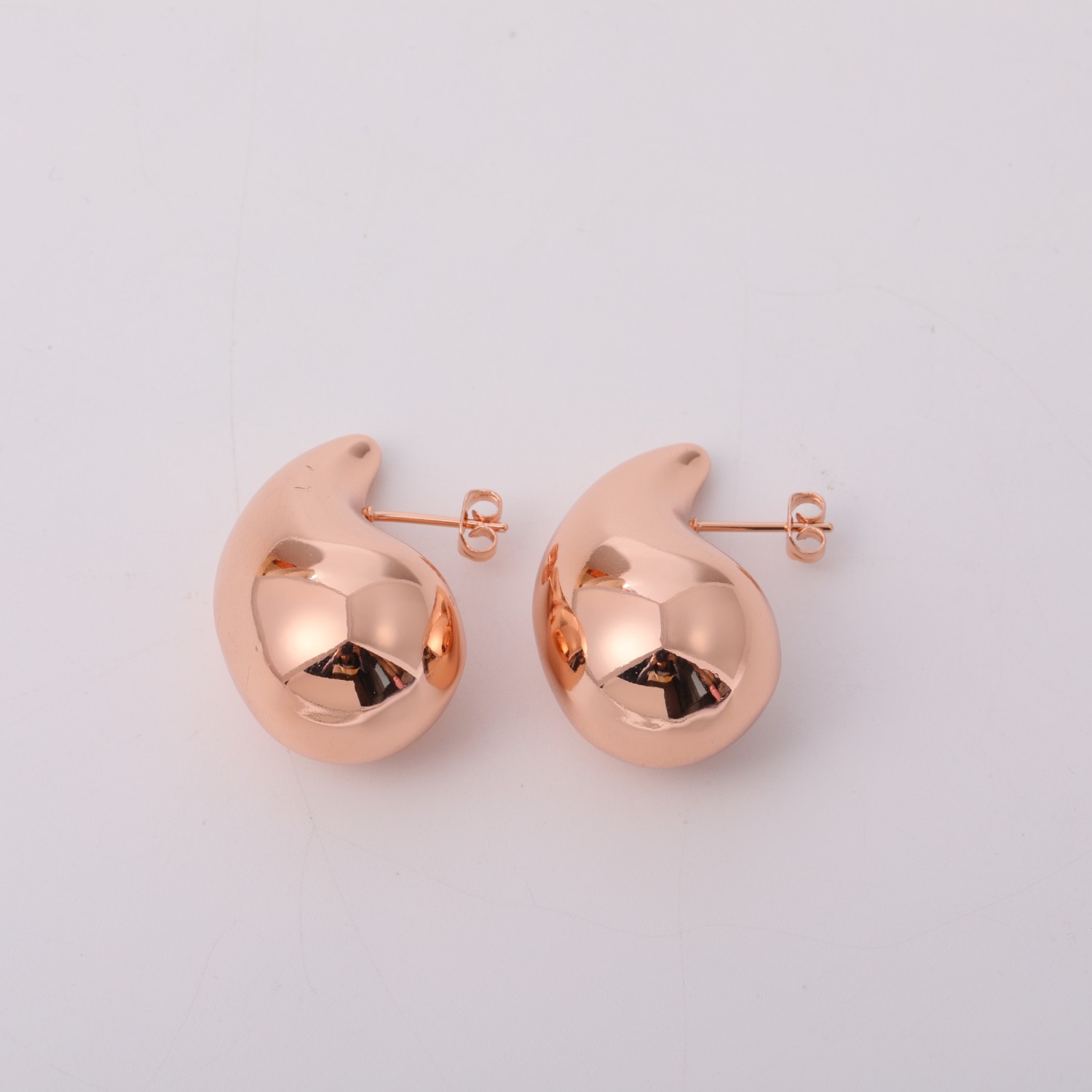 1 Pair Elegant Classic Style Water Droplets Plating Stainless Steel Aviation Pc Gold Plated Ear Studs display picture 2