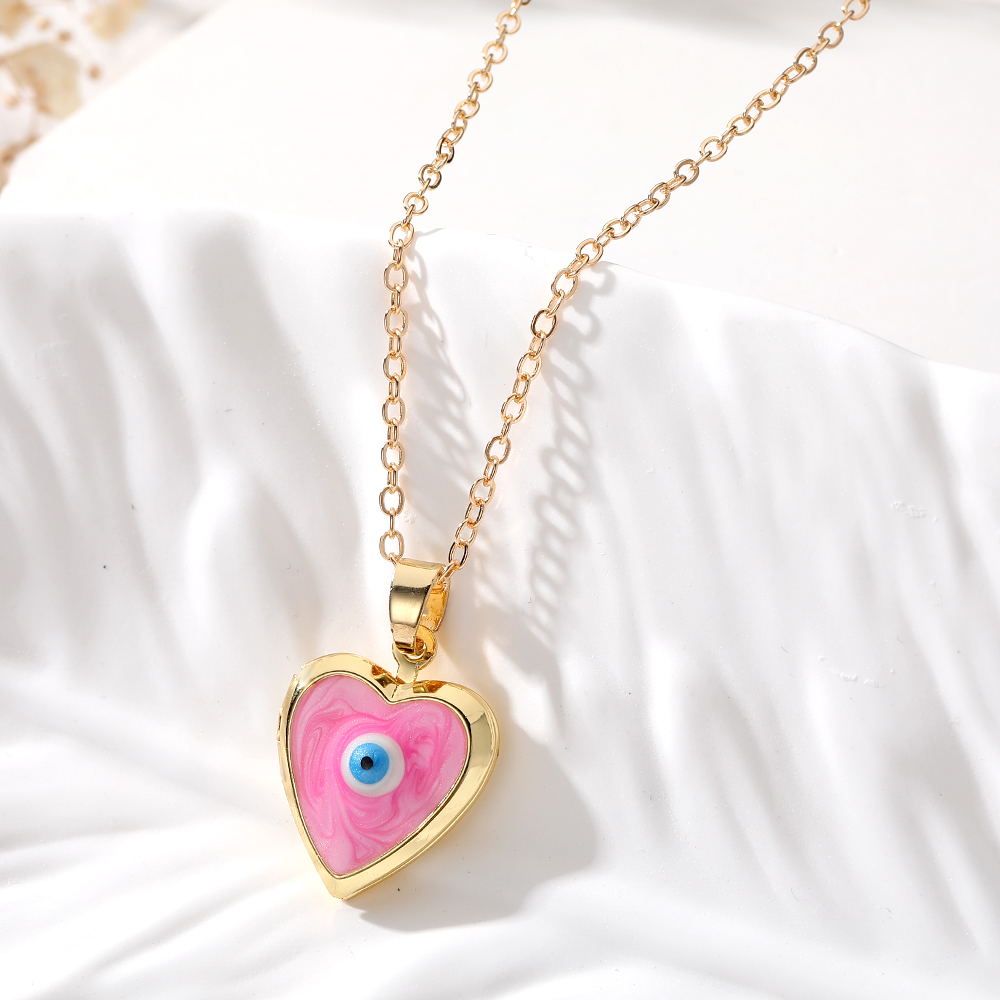 Casual Cute Simple Style Heart Shape Alloy Copper Pendant Necklace display picture 6