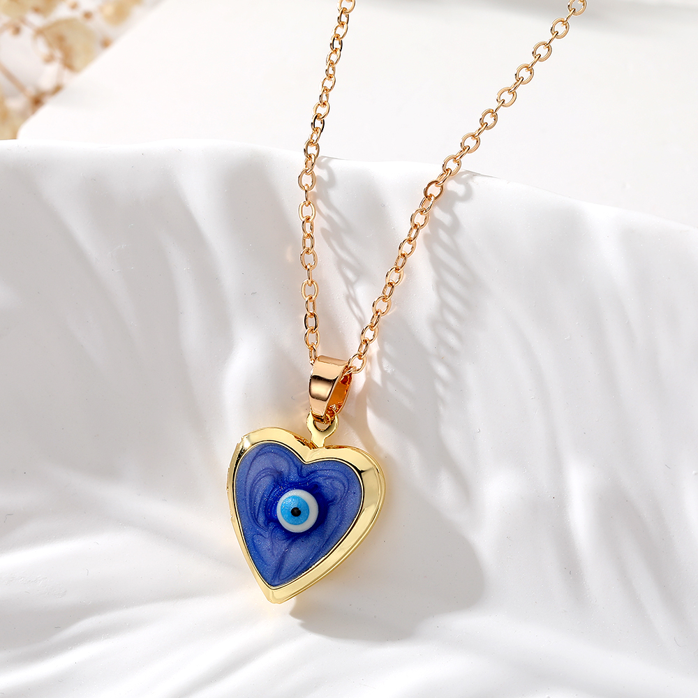 Casual Cute Simple Style Heart Shape Alloy Copper Pendant Necklace display picture 2