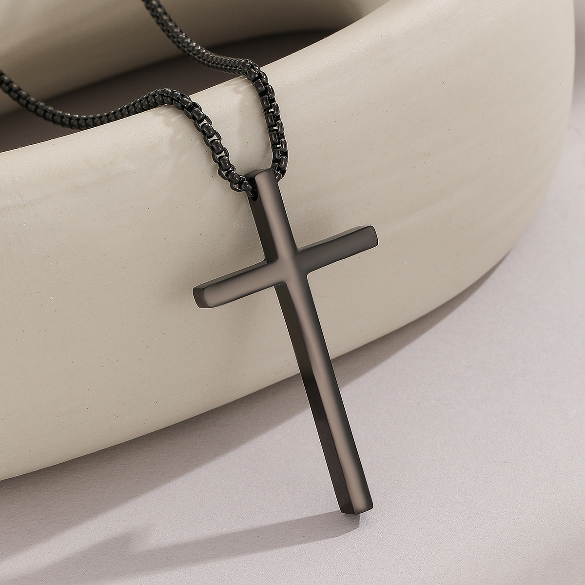 Simple Style Cool Style Cross Stainless Steel Men's Pendant Necklace display picture 4