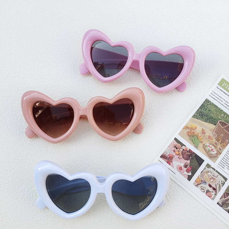 Cute Vacation Sweet Heart Shape Pc Resin Special-shaped Mirror Full Frame Kids Sunglasses display picture 3