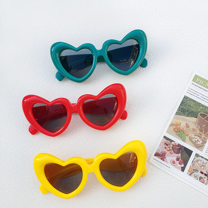 Cute Vacation Sweet Heart Shape Pc Resin Special-shaped Mirror Full Frame Kids Sunglasses display picture 6
