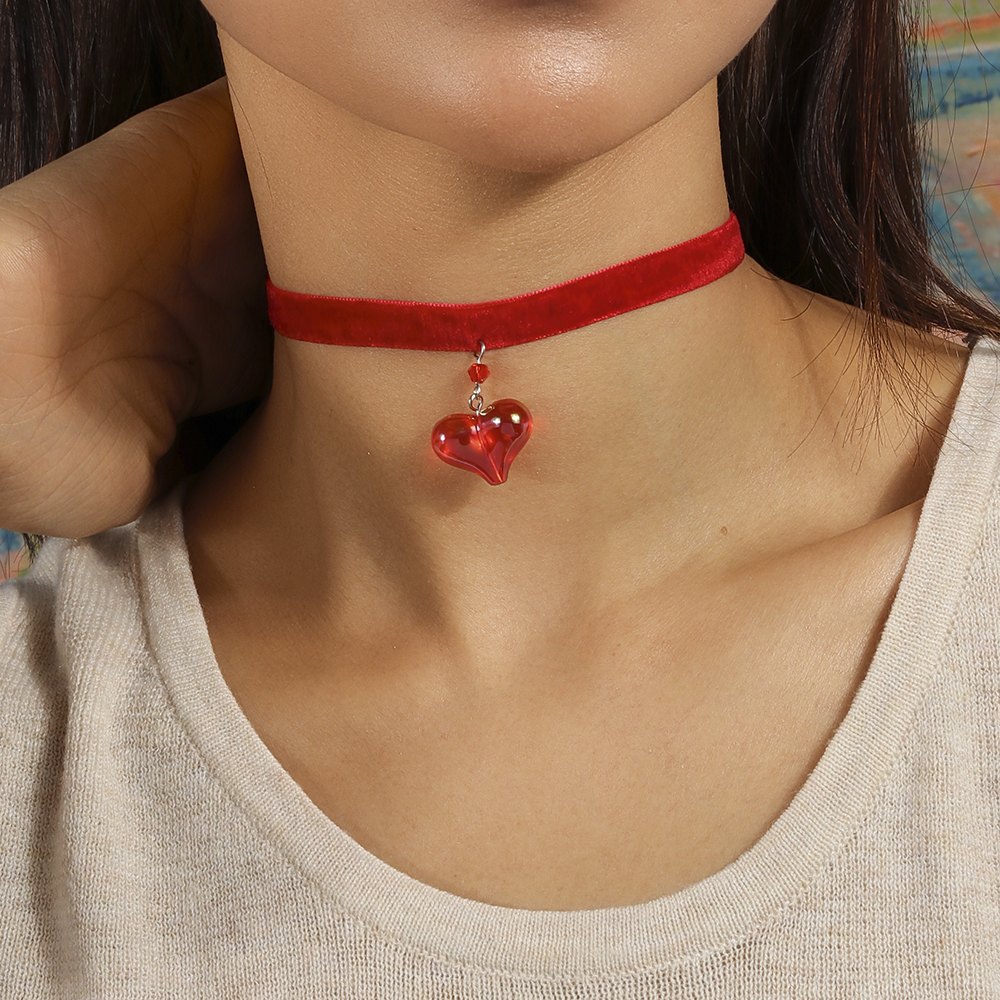 Romantic Heart Shape Velvet Synthetic Resin Valentine's Day Women's Choker display picture 11