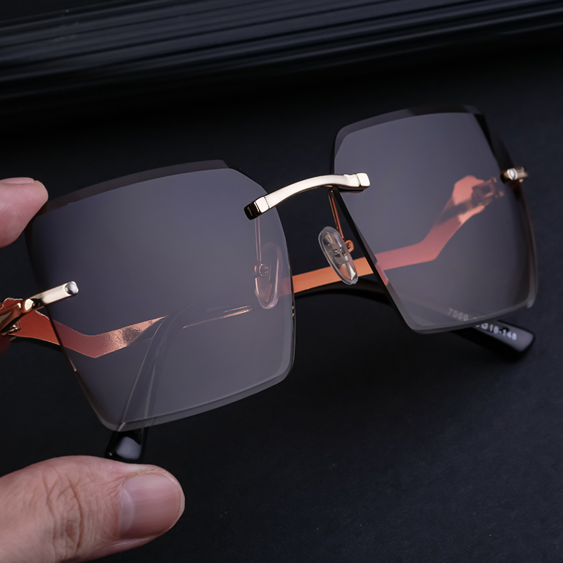 Streetwear Solid Color Pc Square Frameless Men's Sunglasses display picture 1