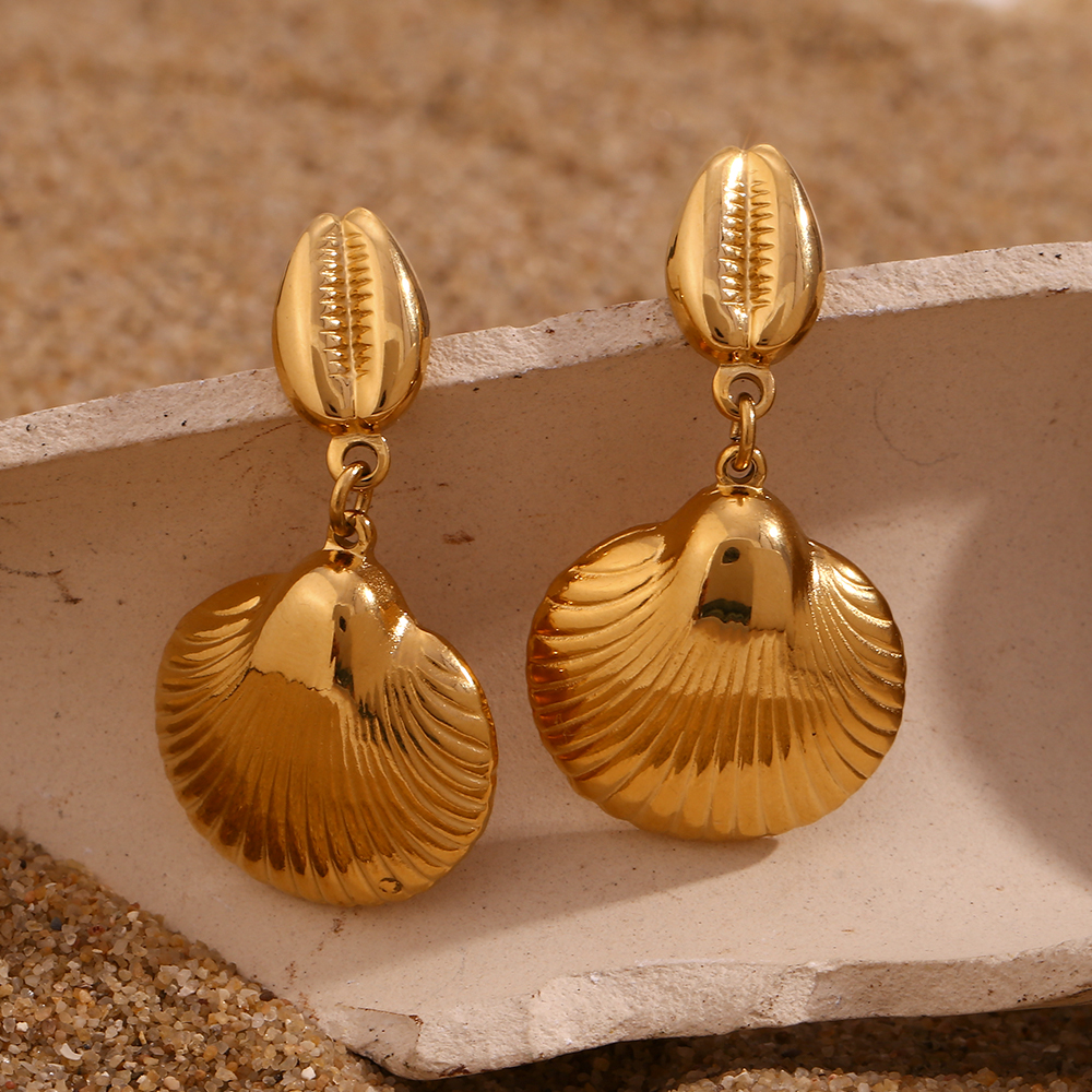 1 Pair Vintage Style Simple Style Classic Style Conch Shell Plating Stainless Steel 18k Gold Plated Drop Earrings display picture 3