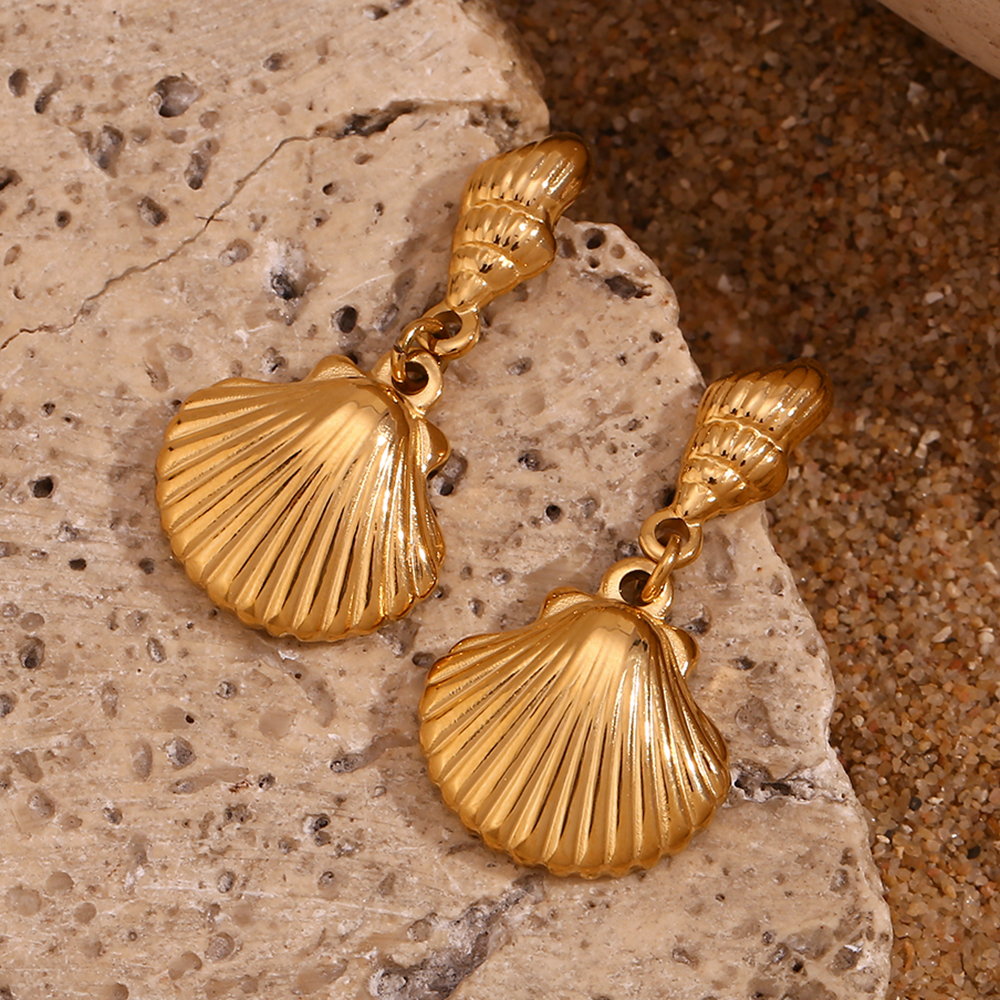 1 Pair Vintage Style Simple Style Classic Style Conch Shell Plating Stainless Steel 18k Gold Plated Drop Earrings display picture 4