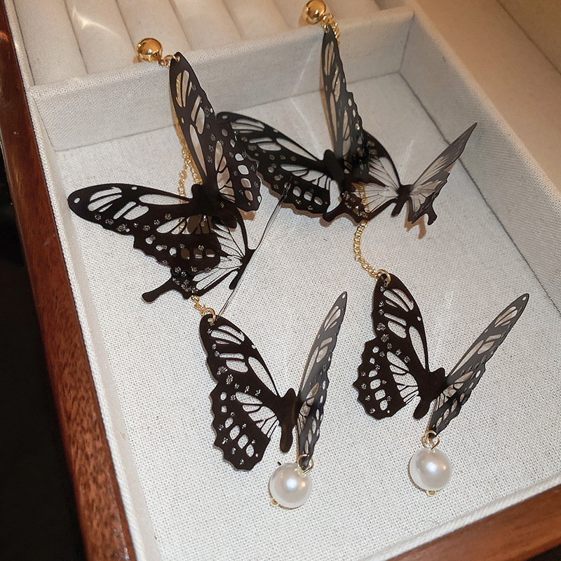 1 Pair Elegant Sweet Butterfly Inlay Arylic Artificial Pearls Drop Earrings display picture 1