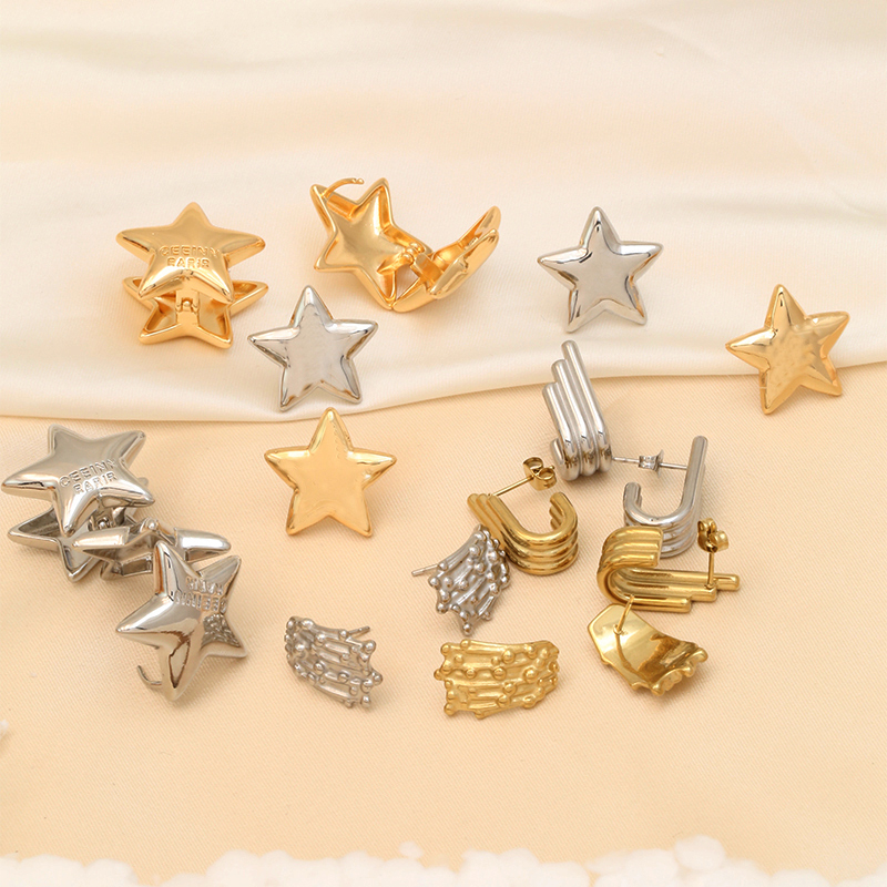 1 Pair Simple Style Geometric Star Plating 304 Stainless Steel Copper Earrings display picture 13