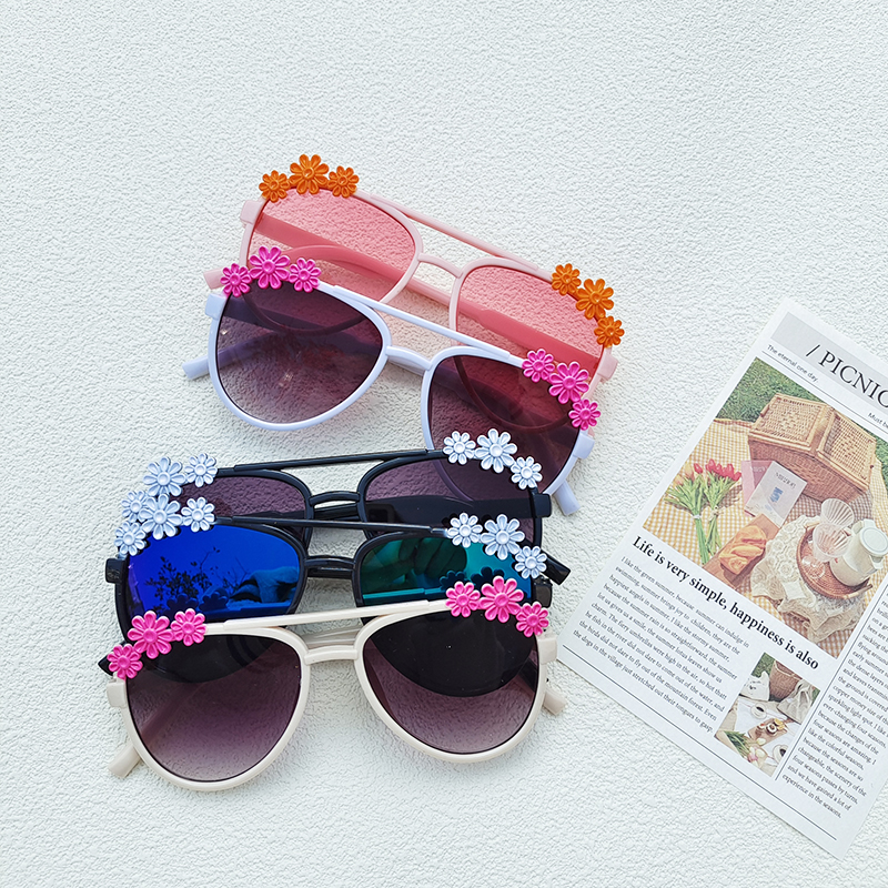 Sweet Artistic Flower Pc Resin Oval Frame Full Frame Kids Sunglasses display picture 2