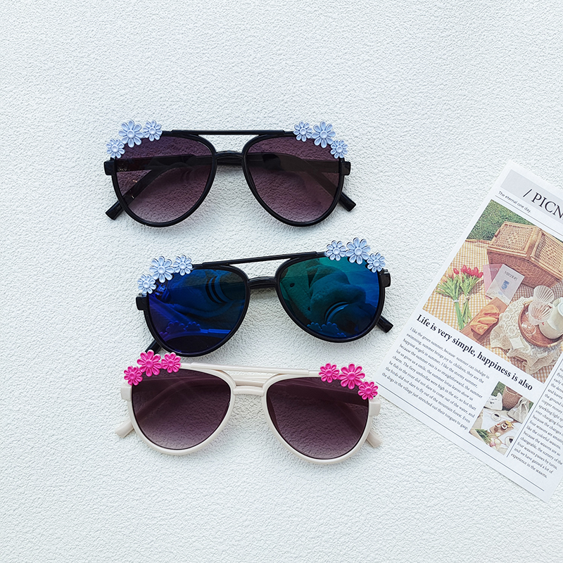 Sweet Artistic Flower Pc Resin Oval Frame Full Frame Kids Sunglasses display picture 3