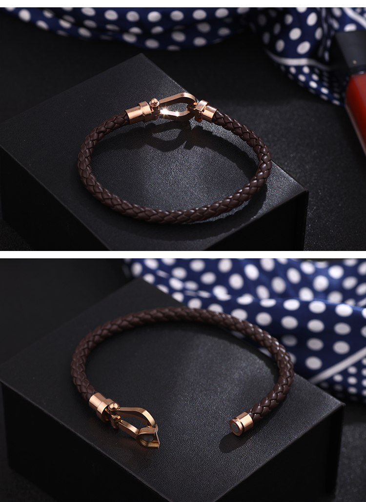 Simple Style Geometric Stainless Steel Pu Leather Hollow Out Women's Wristband display picture 2