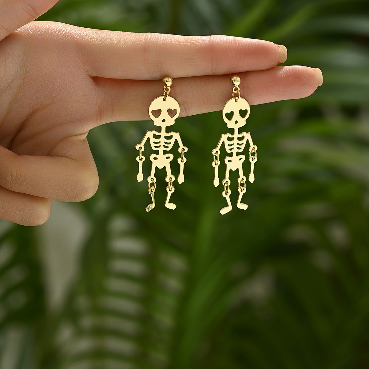 1 Pair Hip-Hop Luxurious Cross Heart Shape Skeleton Alloy Iron Drop Earrings display picture 6