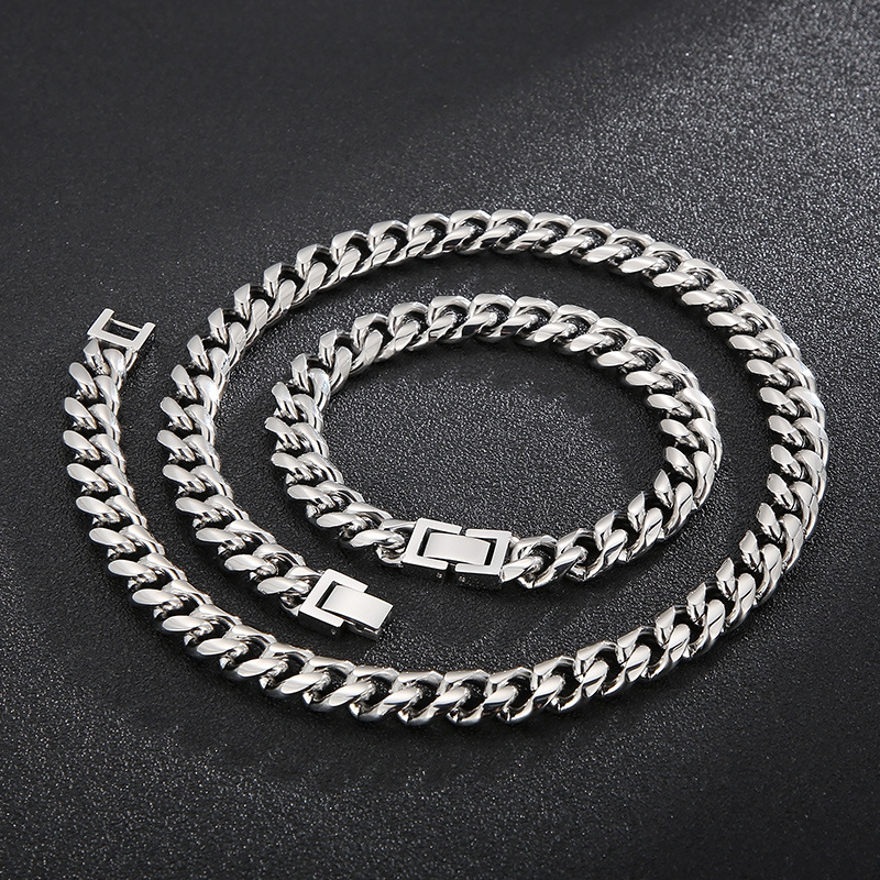 Titanium Steel 18K Gold Plated Hip-Hop Polishing Solid Color Bracelets Necklace display picture 5