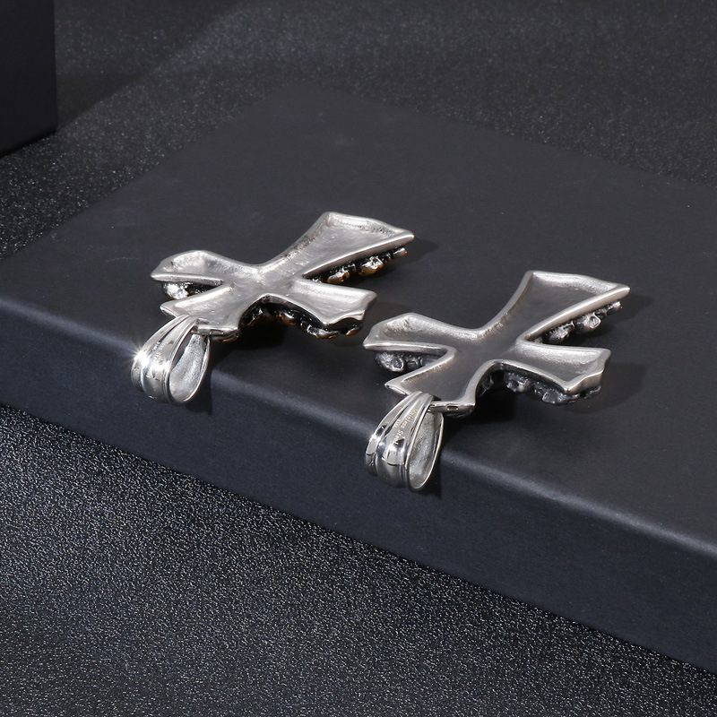Hip-hop Retro Cross Skull Titanium Steel Plating Charms Jewelry Accessories display picture 10