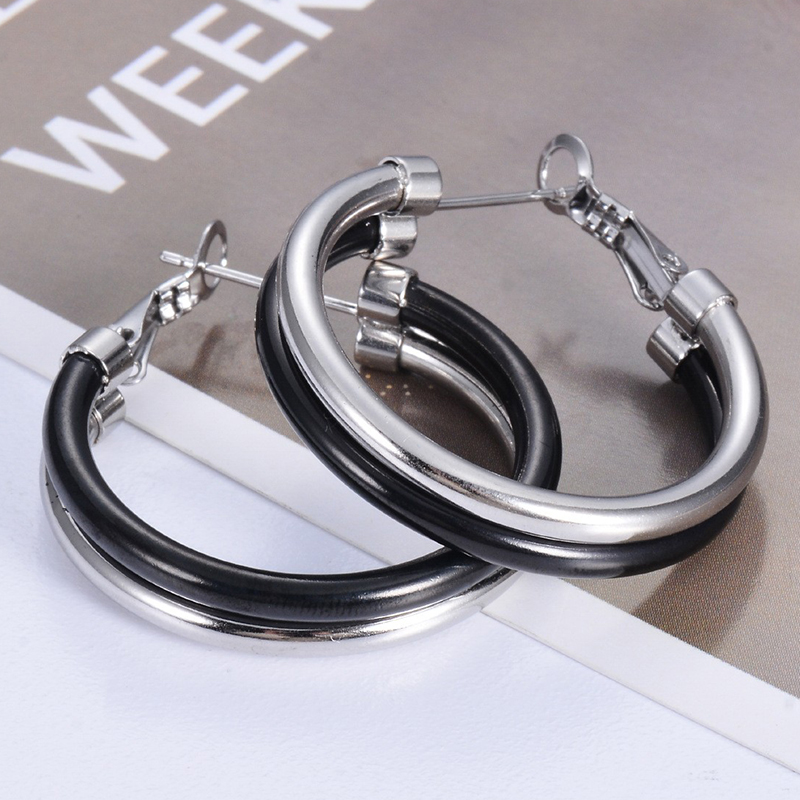 1 Pair Casual Modern Style Round Enamel Plating 304 Stainless Steel 14K Gold Plated Earrings display picture 1