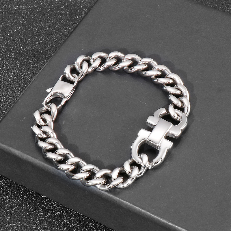 Hip-hop Simple Style Geometric Titanium Steel Men's Bracelets display picture 1