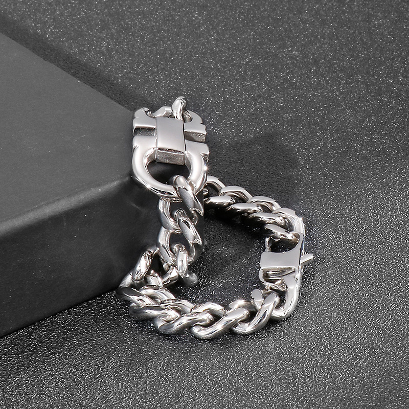 Hip-hop Simple Style Geometric Titanium Steel Men's Bracelets display picture 3