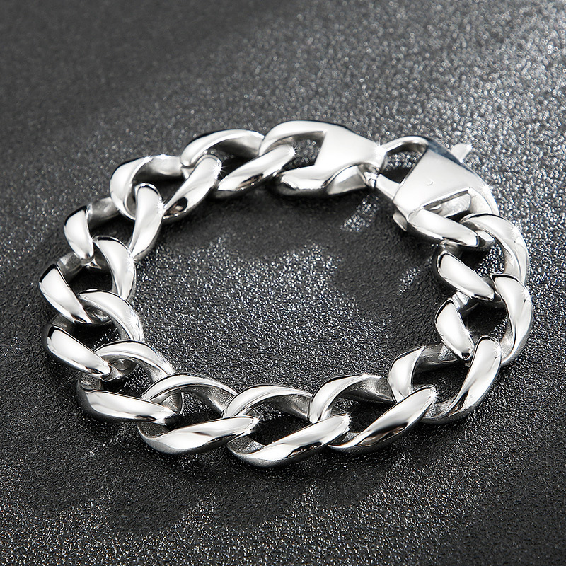 Simple Style Geometric Titanium Steel Hollow Out Men's Bracelets display picture 6