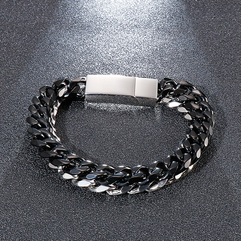 Hip-Hop Geometric Titanium Steel Layered Plating 18K Gold Plated Men's Bracelets display picture 6
