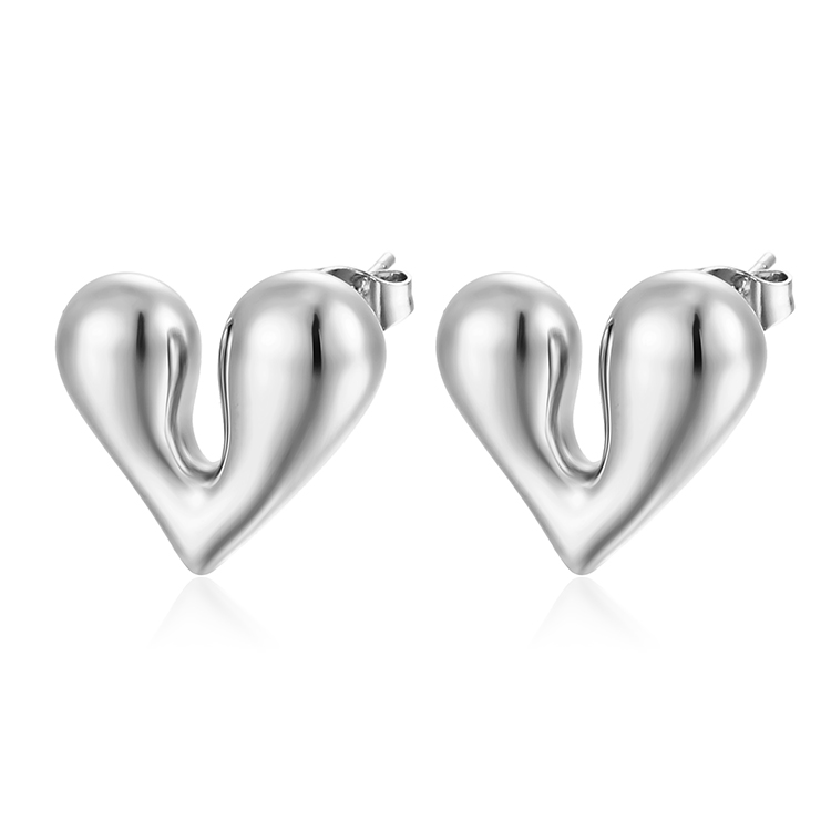 1 Pair Simple Style Heart Shape Plating Titanium Steel 18k Gold Plated Ear Studs display picture 1