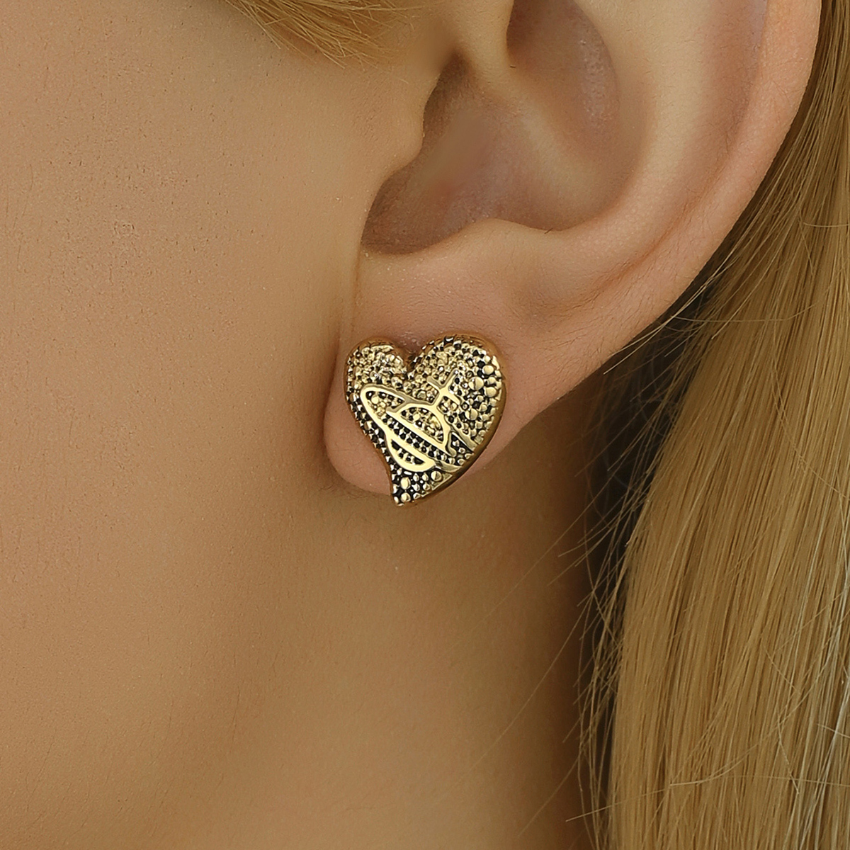 1 Pair Elegant Cute Heart Shape Shell Alloy Iron Ear Studs display picture 10