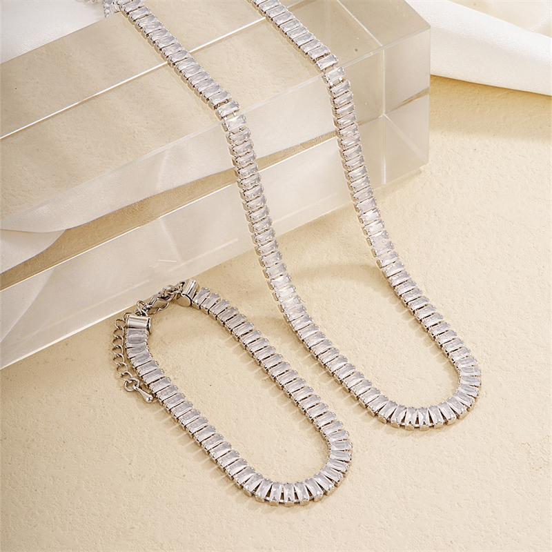 Ig-stil Einfacher Stil Rechteck Kupfer Überzug Kette Inlay Zirkon Armbänder Halskette display picture 6