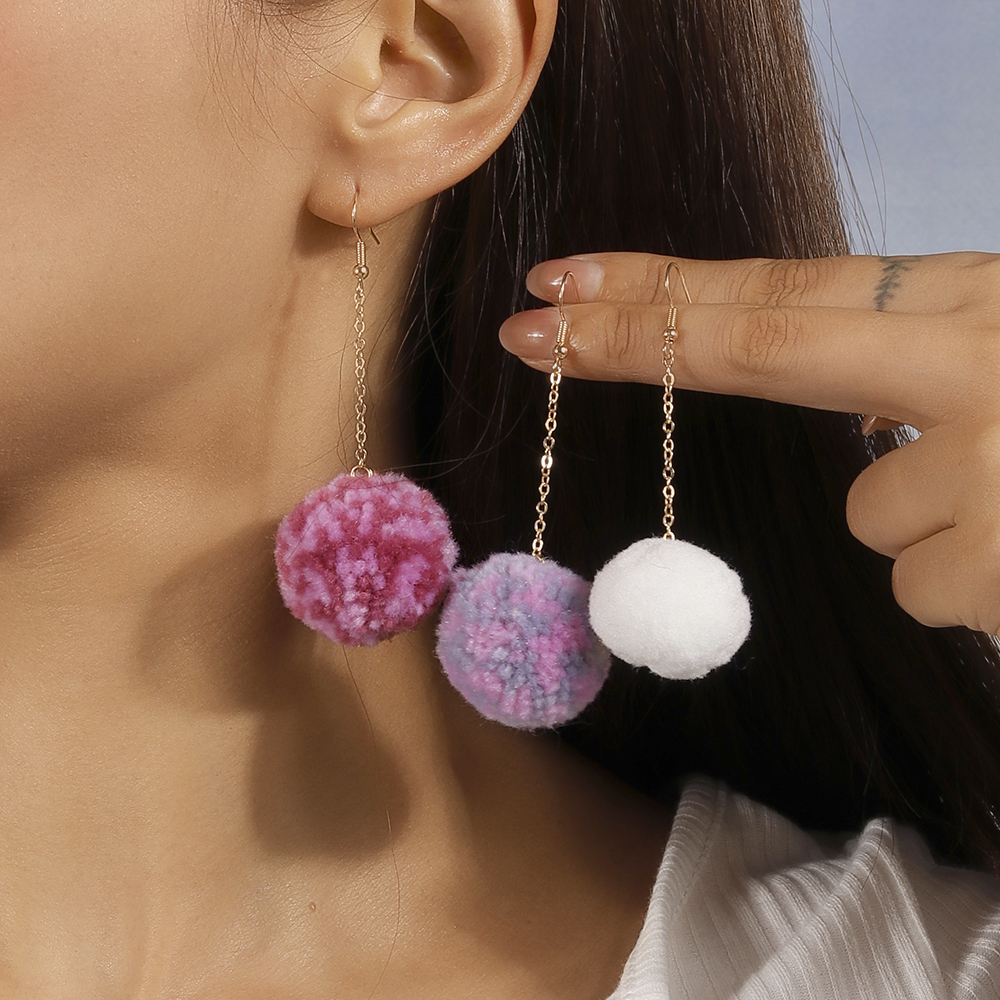 1 Pair Sweet Hairball Alloy Drop Earrings display picture 5