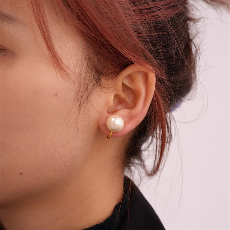 1 Pair Ig Style Elegant Simple Style Geometric Epoxy Plating Inlay Copper Pearl Ear Cuffs display picture 9