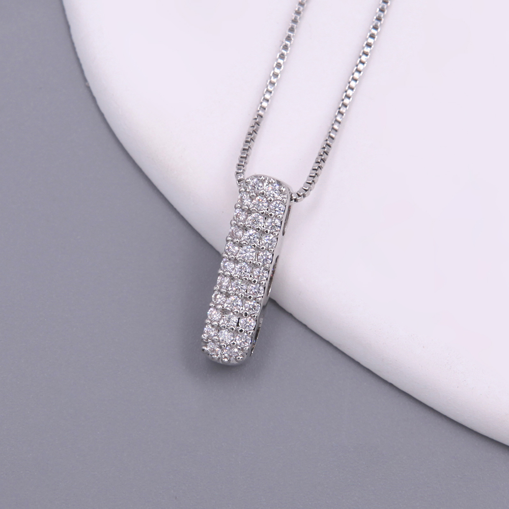 Simple Style Letter Copper Plating Inlay Zircon White Gold Plated Pendant Necklace display picture 11