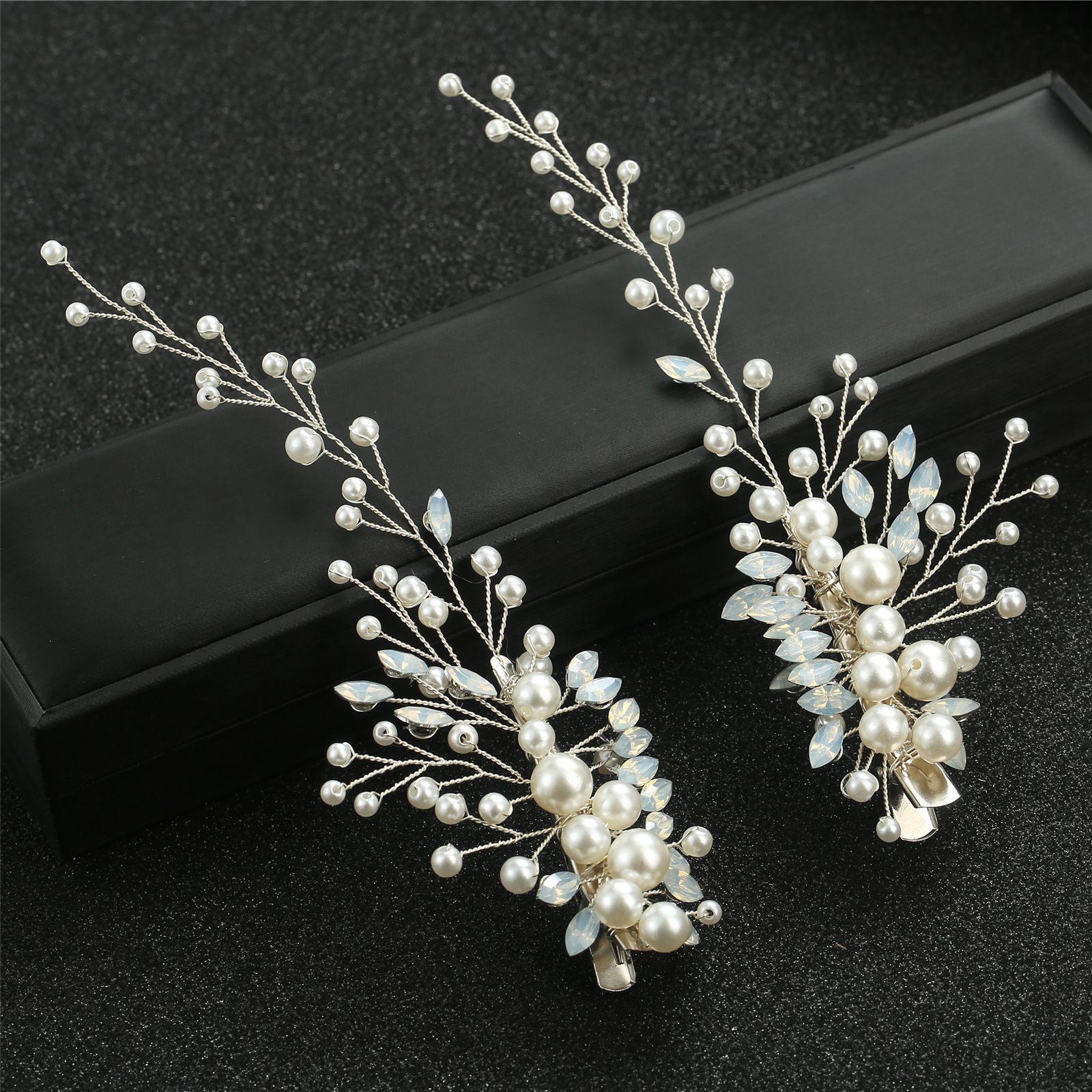 Women's Simple Style Solid Color Alloy Inlay Rhinestones Pearl Hair Clip display picture 8