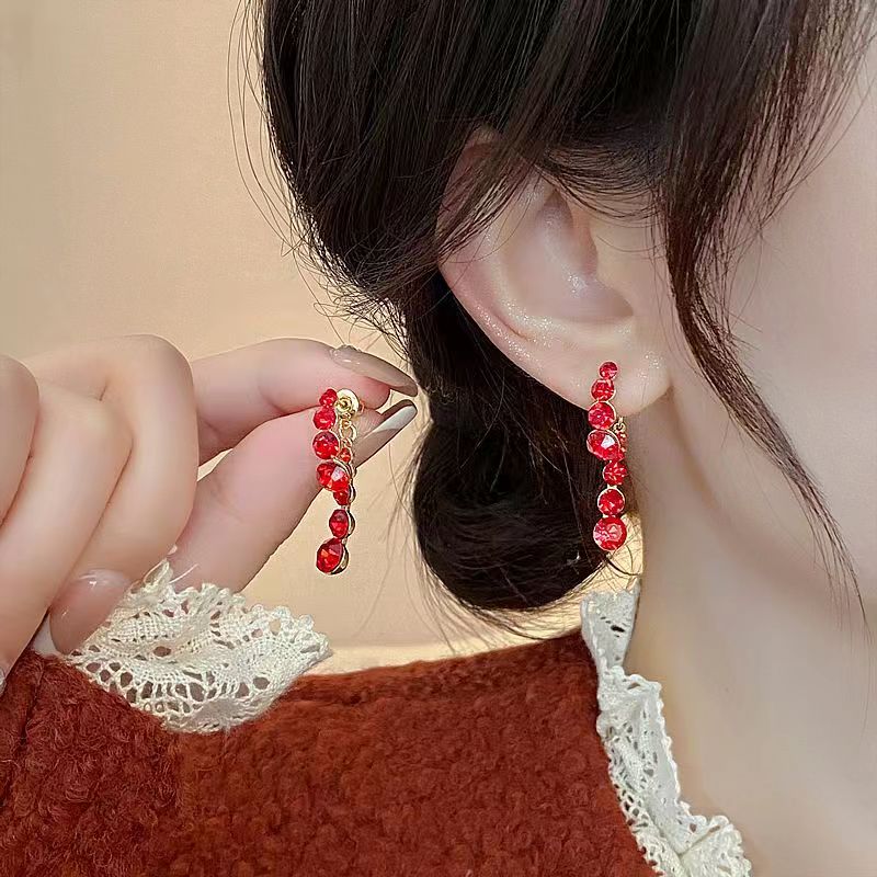 1 Pair Shiny Asymmetrical Irregular Plating Inlay Alloy Rhinestones Gold Plated Drop Earrings display picture 4