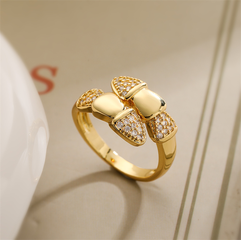 Vintage Style Heart Shape Copper Plating Inlay Zircon Gold Plated Open Rings display picture 5