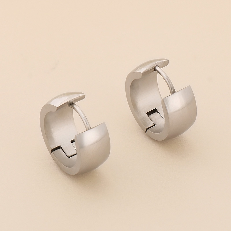 1 Pair Basic Geometric Titanium Steel 18K Gold Plated Hoop Earrings display picture 3