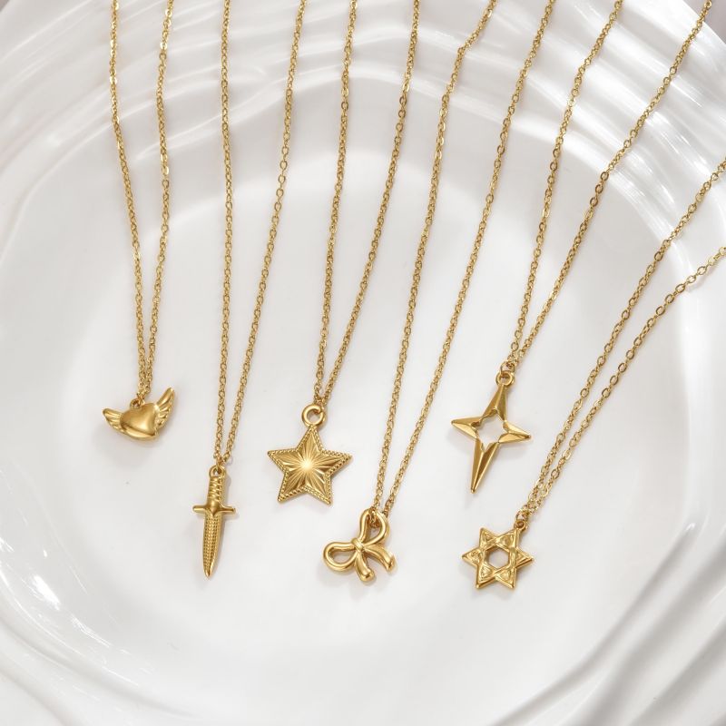 Stainless Steel 18K Gold Plated Simple Style Polishing Plating Star Heart Shape Bow Knot Pendant Necklace display picture 1