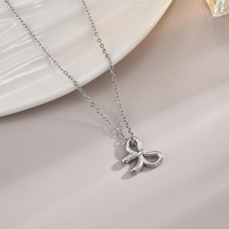 Stainless Steel 18K Gold Plated Simple Style Polishing Plating Star Heart Shape Bow Knot Pendant Necklace display picture 14