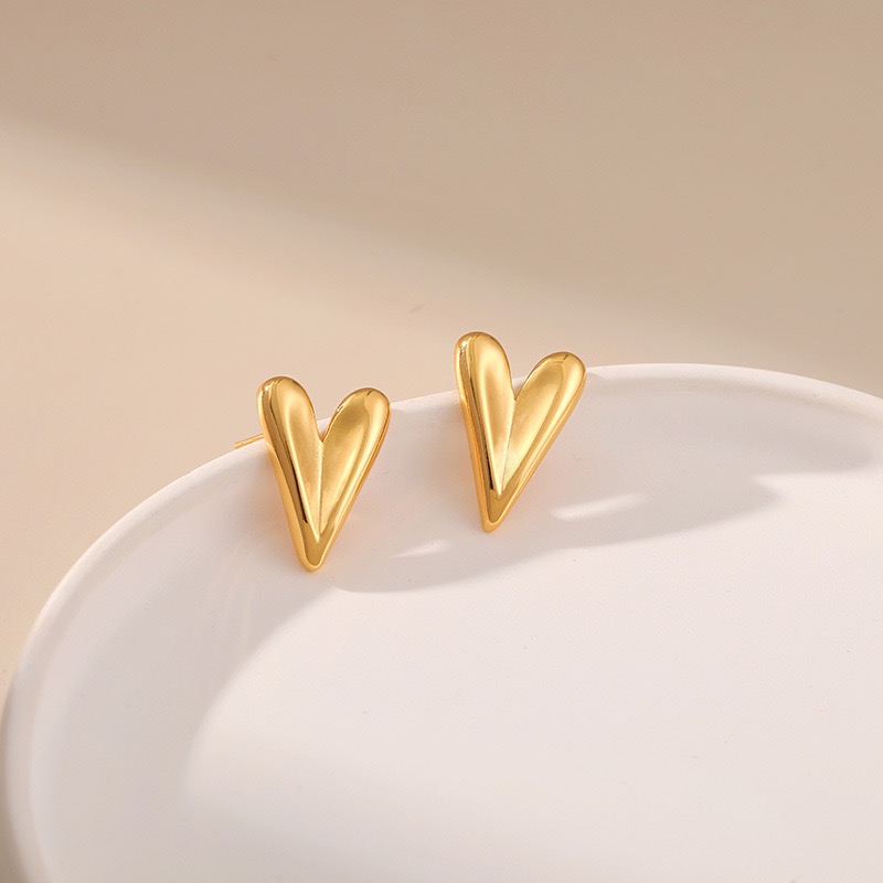 1 Pair Ig Style Simple Style Heart Shape Plating Stainless Steel 18k Gold Plated Ear Studs display picture 1