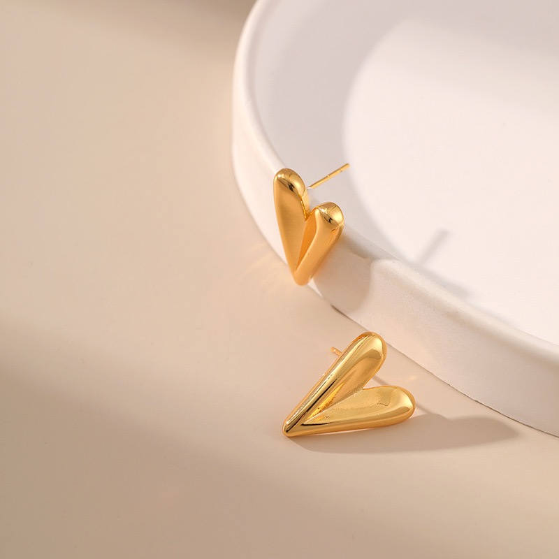1 Pair Ig Style Simple Style Heart Shape Plating Stainless Steel 18k Gold Plated Ear Studs display picture 4