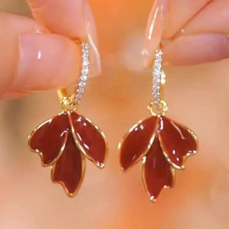 1 Pair Streetwear Leaves Plating Alloy Gold Plated Drop Earrings display picture 3
