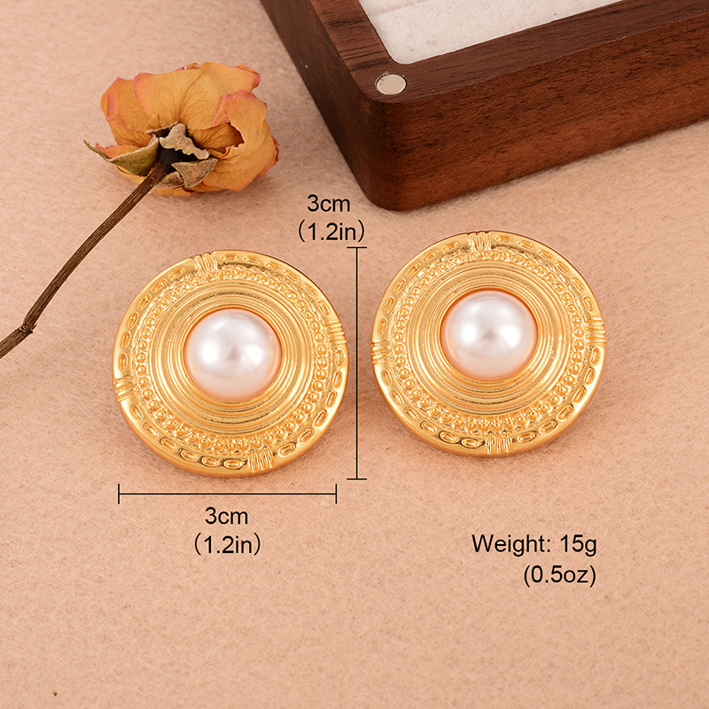 1 Pair Elegant French Style Round Copper Pearl 18k Gold Plated Ear Studs display picture 6