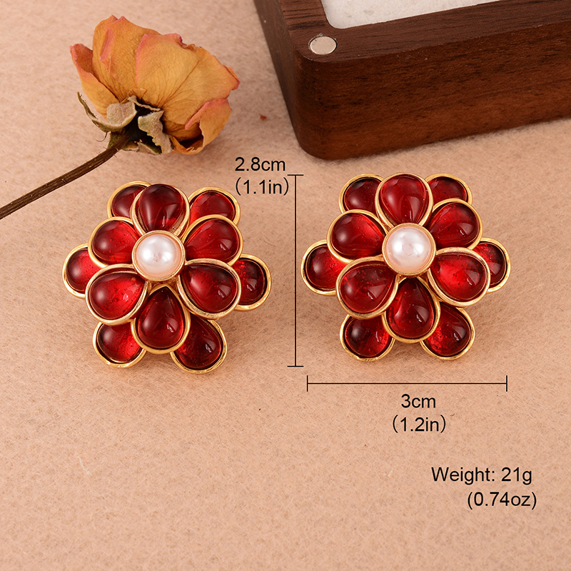 1 Pair Elegant Vintage Style French Style Flower Inlay Copper Glass Pearl 18k Gold Plated Ear Studs display picture 1