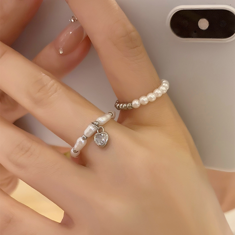 Vintage Style Simple Style Classic Style Heart Shape Imitation Pearl Beaded Plating Inlay Rhinestones White Gold Plated Women's Charm Rings Rings display picture 1