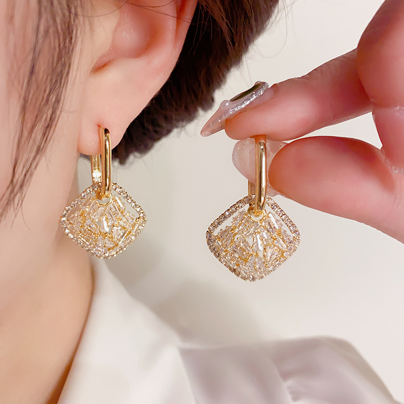 1 Pair Sweet Square Plating Alloy Drop Earrings display picture 2