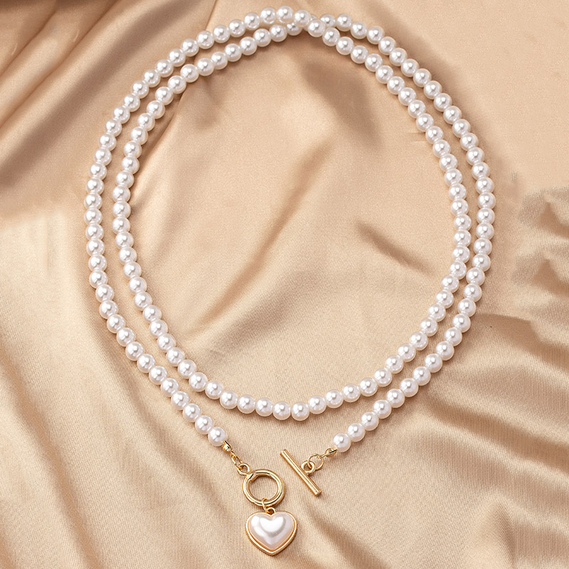 Elegant Klassisch Herzform Künstliche Perle Legierung Perlen Überzug Frau Halskette Mit Anhänger display picture 1