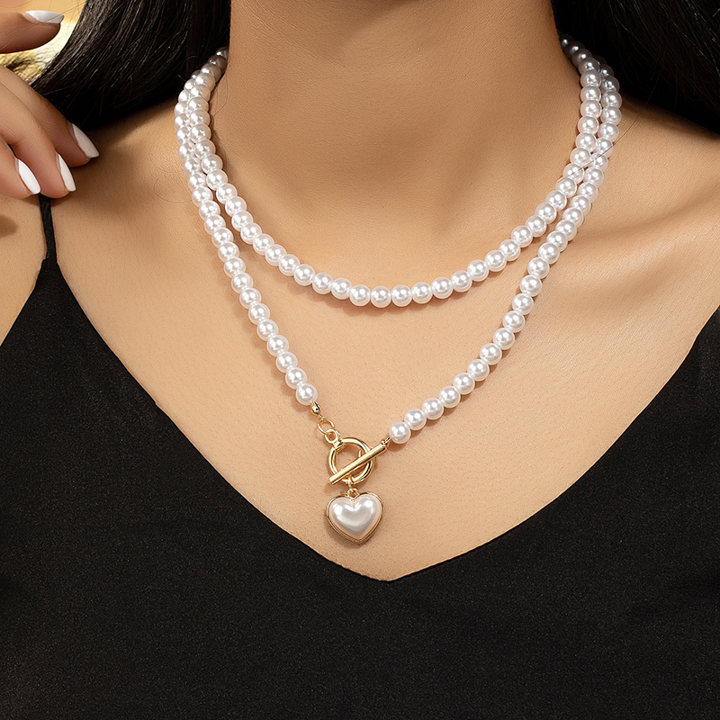 Elegant Klassisch Herzform Künstliche Perle Legierung Perlen Überzug Frau Halskette Mit Anhänger display picture 2