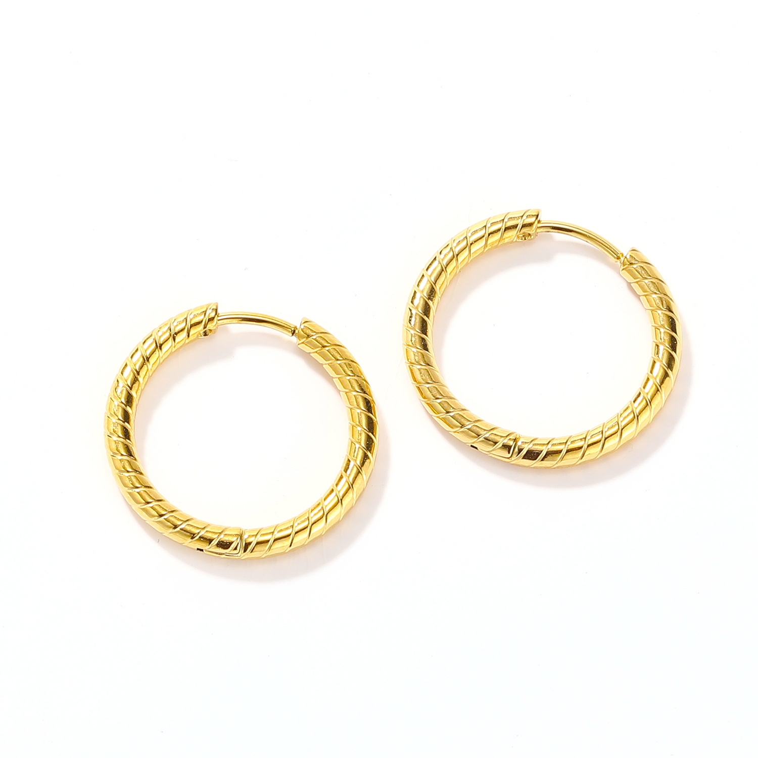 1 Pair Simple Style Round Plating 304 Stainless Steel 14K Gold Plated Hoop Earrings display picture 3
