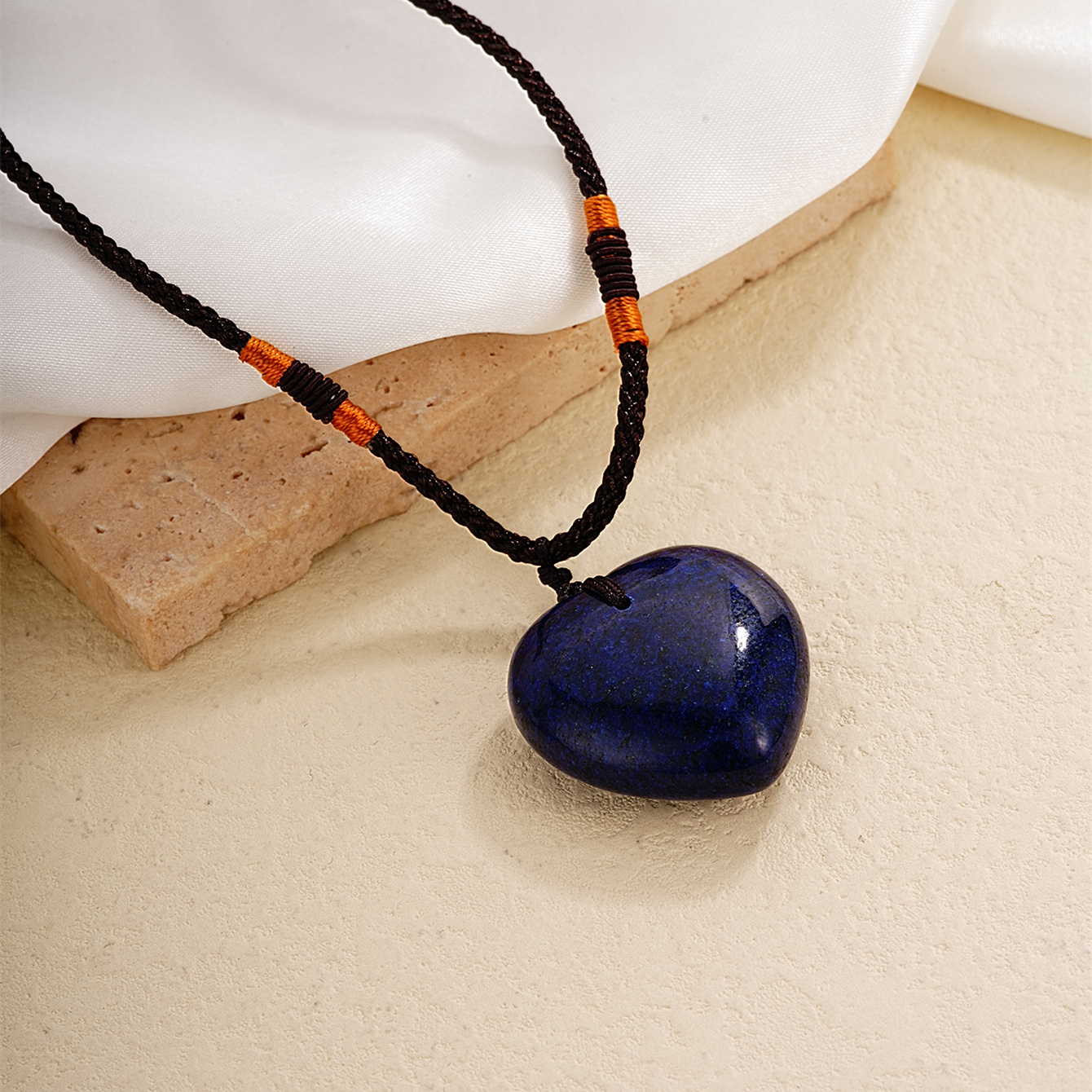 Simple Style Heart Shape Natural Stone Cord Natural Stone Unisex Pendant Necklace display picture 2