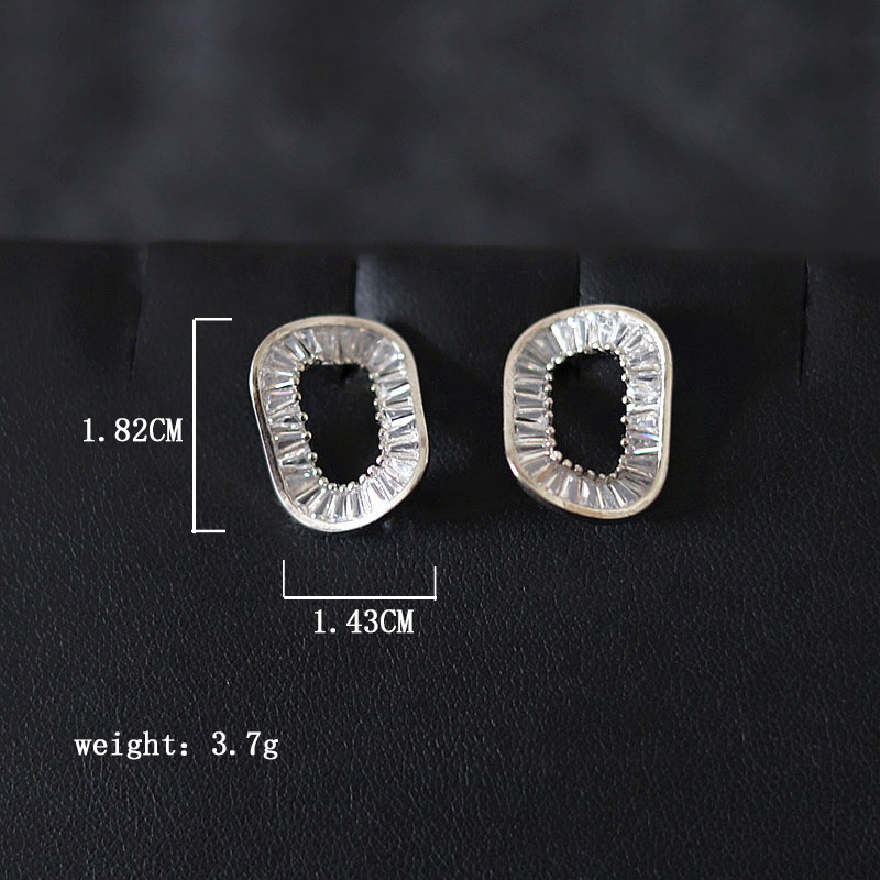1 Pair Elegant Luxurious Square Water Droplets Inlay Copper Alloy Zircon Drop Earrings Ear Studs display picture 16