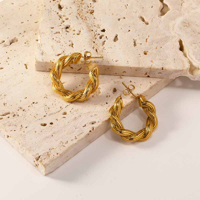 1 Pair Elegant Round Plating 304 Stainless Steel 14K Gold Plated Earrings display picture 1